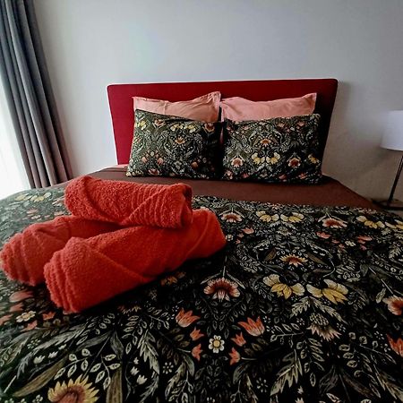 Logement Cosy Avec Piscine Et Vue Tahiti Punaauia Luaran gambar